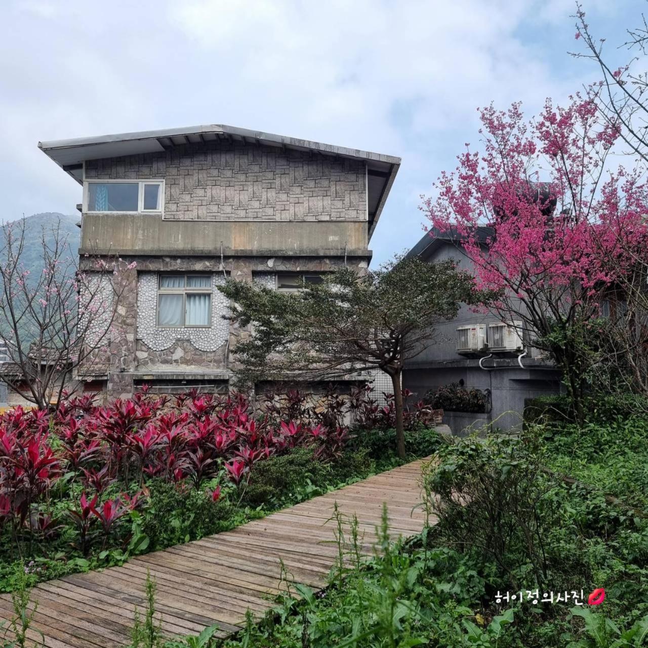 九份市下巷石屋民宿 Exterior photo